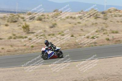 media/Apr-20-2025-AHRMA (Sun) [[393a79c373]]/Race/Group 11 early race/Turn 4b/